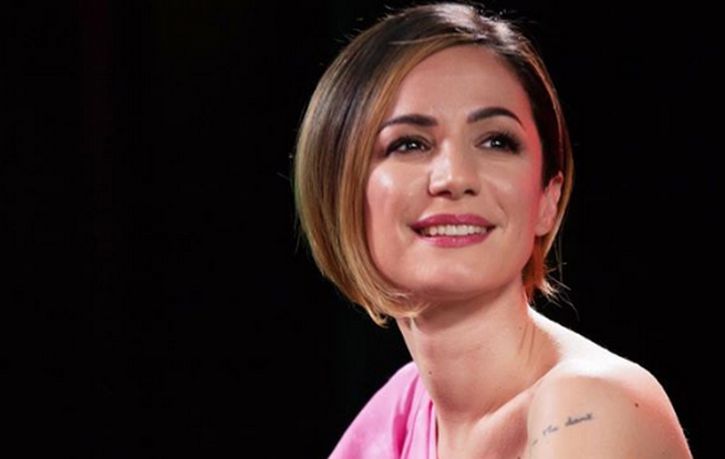 Andrea Delogu, la tv che non è realtà e il messaggio su Instagram da applausi
