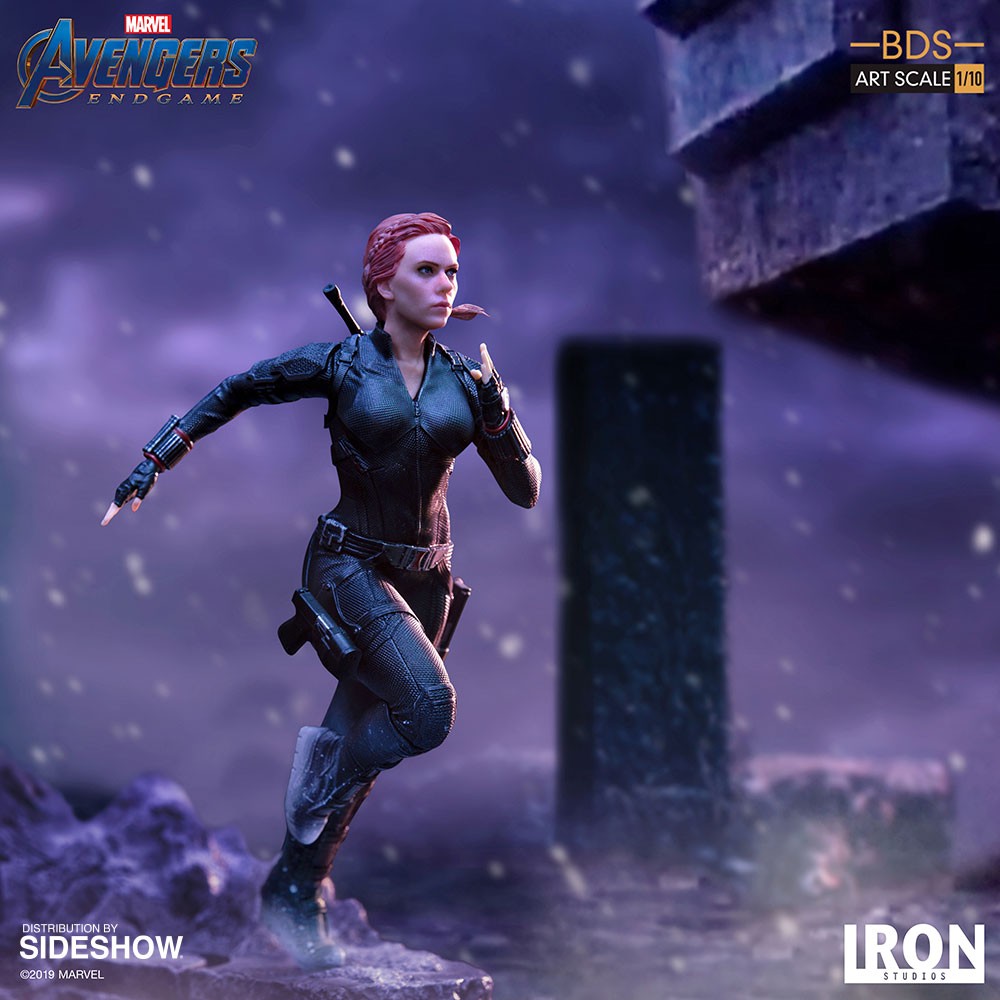 Black Widow: foto statua Sideshow del sacrificio di Vedova Nera in “Endgame”