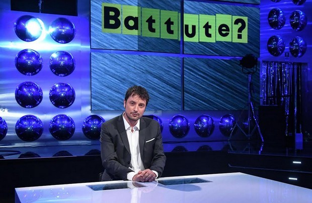 Battute? non andrà in onda: al suo posto, Apri e Vinci con Costantino Della Gherardesca