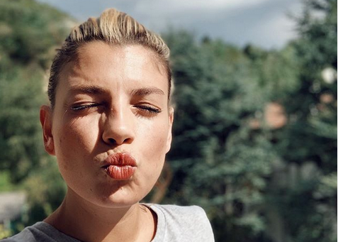Emma su Instagram: “Da lunedì mi devo fermare per affrontare un problema di salute”