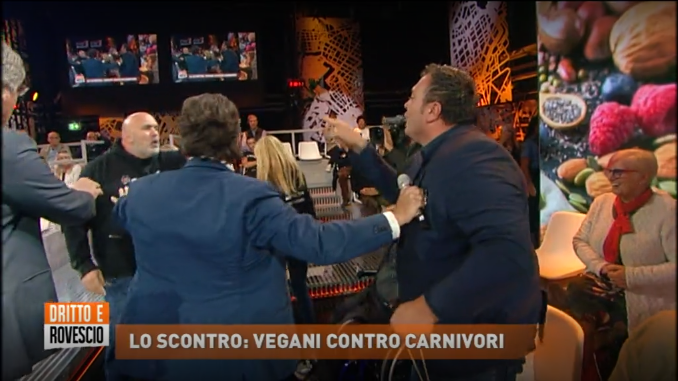 Dritto e Rovescio, si sfiora la rissa tra carnivori e vegani (VIDEO)