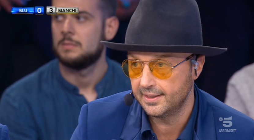 Amici Celebrities, Platinette litiga con Joe Bastianich: “Accetti le critiche! Lei fa lo chef e poi fa la pubblicità agli hamburger!”
