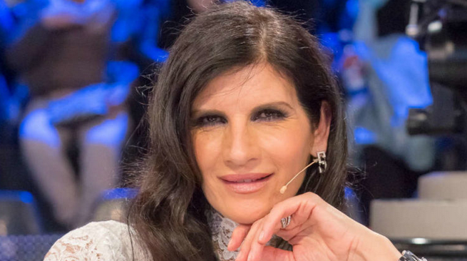 Il caso Pratiful continua (in tv): Pamela Prati ospite di Giletti a Non è l’Arena