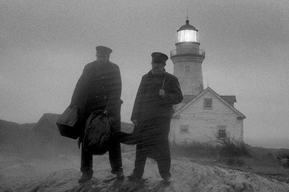 The Lighthouse: nuovo trailer e poster del film horror con Robert Pattinson e Willem Dafoe