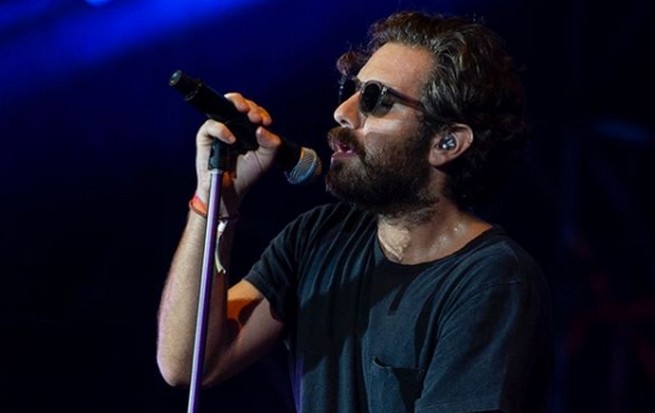 Tommaso Paradiso annuncia lo scioglimento dei TheGiornalisti: ” È stata una fantastica avventura”