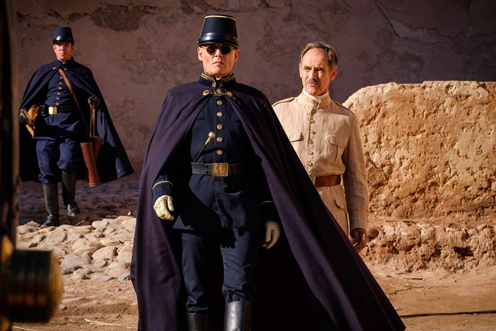 Venezia 2019,  Waiting for the Barbarians di Ciro Guerra: nascita di una coscienza dinanzi al regime