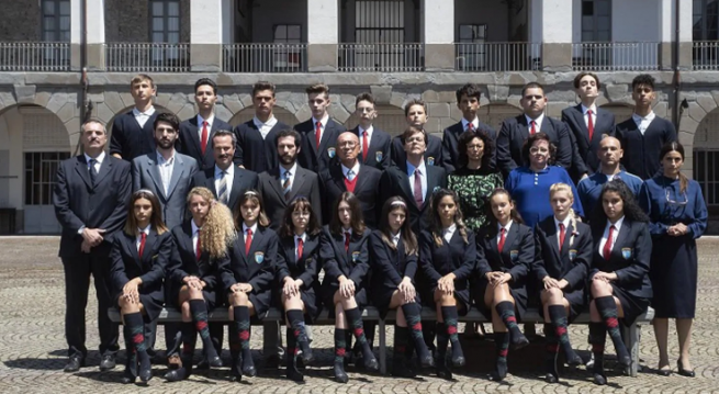 Il Collegio 4, il trionfo dell’ordine. Simona Ventura sottoutilizzata