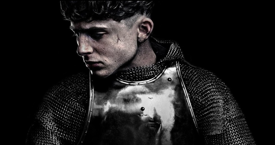 Il Re: trailer finale italiano del film Netflix con Timothée Chalamet e Robert Pattinson