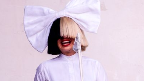 Sia rivela di avere la sindrome di Ehlers-Danlos