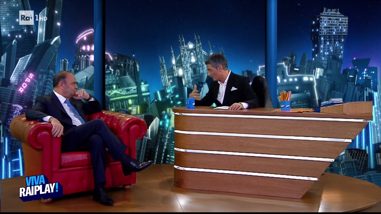 Viva RaiPlay!, Fiorello intervista Bruno Vespa