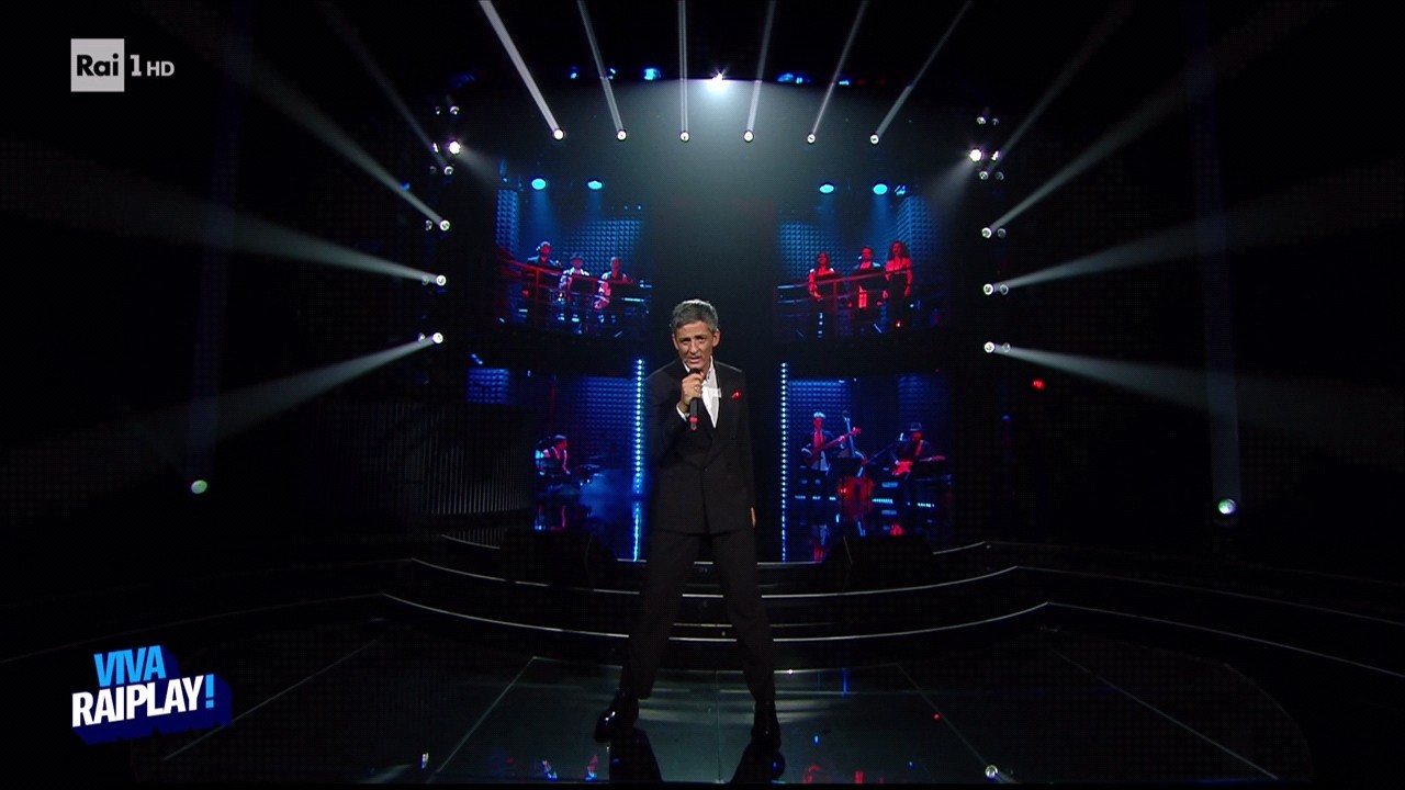 Viva RaiPlay!, Fiorello lancia Adrian al via su Canale 5: “Gli artisti non hanno colore”