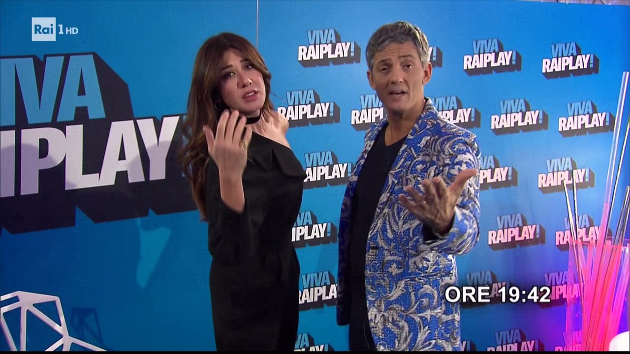 Viva RaiPlay!, ultima anteprima su Rai 1: Fiorello con Virginia Raffaele, Rovazzi, Cracco. Coez…