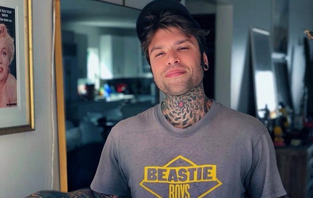 Fedez, Tiziano Ferro e le accuse di omofobia. Il rapper: “Certi temi diventano importanti solo quando si presenta un disco”