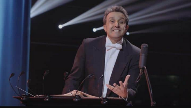 Flavio Insinna a Blogo tra Prodigi 2019, L’Eredità, Il cantante mascherato e Don Matteo