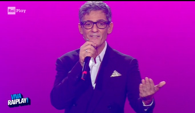 Viva Rai Play del 6 dicembre 2019, Fiorello difende Adrian: “Celentano andrebbe rispettato un po’ di più”