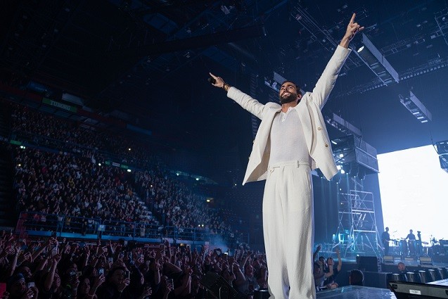 Marco Mengoni, concerto sold out a Londra: il video del tour di successo del 2019