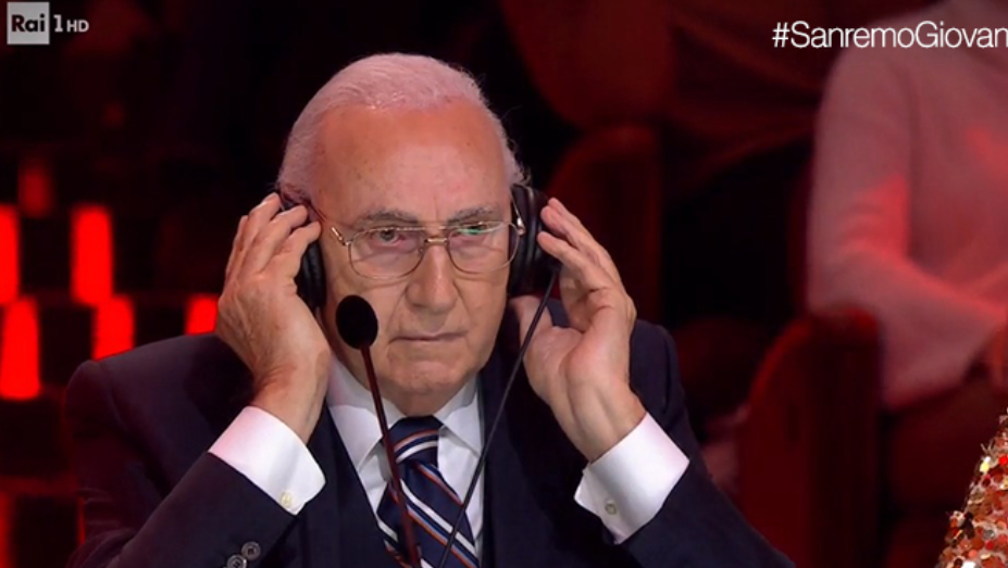 Sanremo Giovani 2019, standing ovation per Pippo Baudo (video)