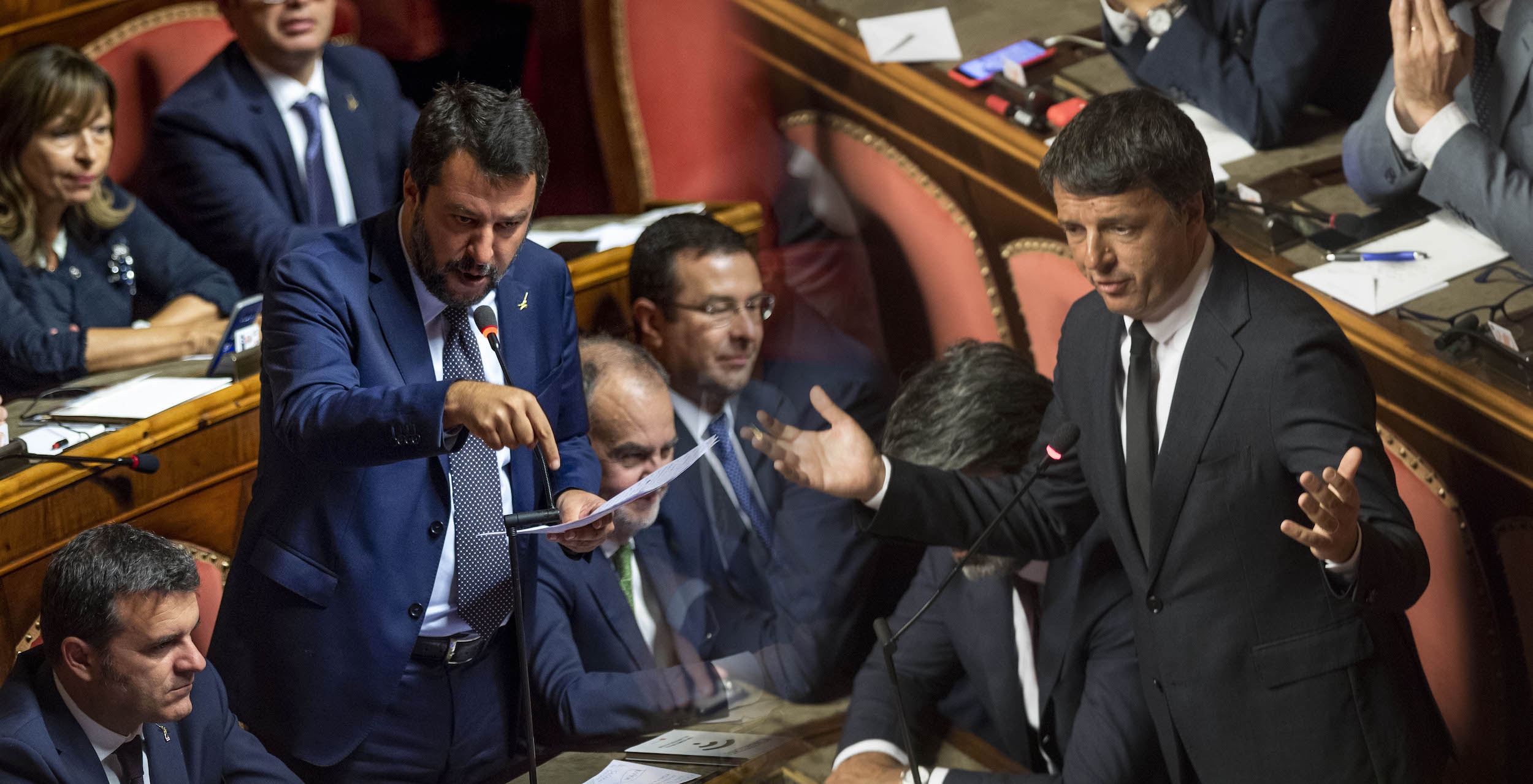 Dpcm, tutti contro tutti nella maggioranza, Salvini: “Bene le parole di Renzi, ora aspettiamo i fatti”