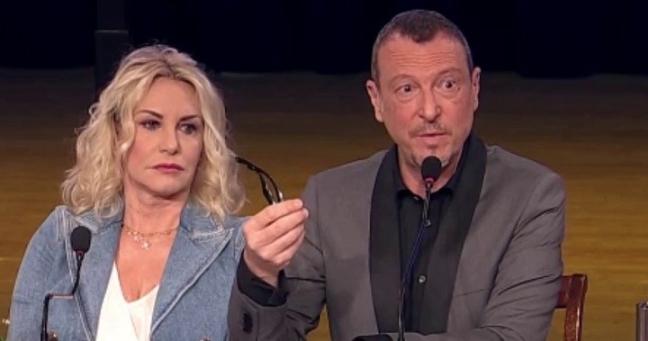Amadeus torna a parlare delle donne di Sanremo 2020: “Sono convinto che sorprenderanno anche voi”. Clerici lo difende