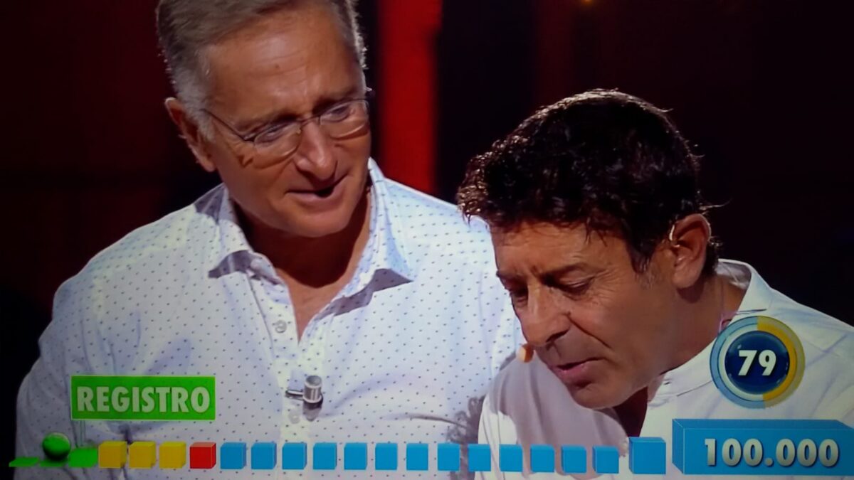 Avanti un altro, puntata da ‘guinnes’ e proteste per il gioco finale condotto da Laurenti