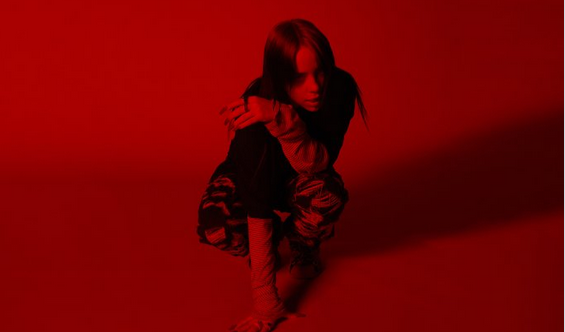 Billie Eilish per la canzone colonna sonora di 007 – No time to die: è ufficiale