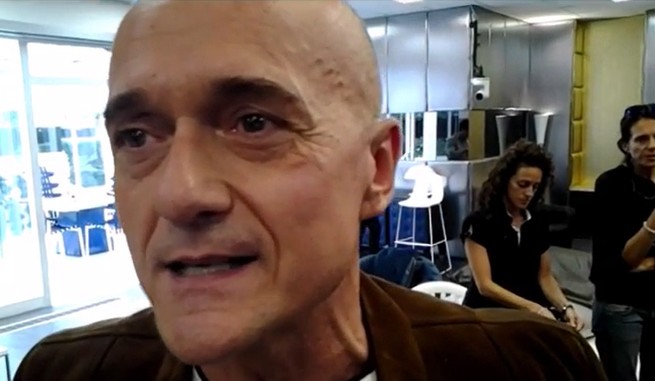 Quando Signorini fece infuriare Emanuela Folliero: “Gli stivali li hai comprati sull’Aurelia?”