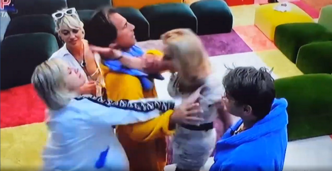 Grande Fratello Vip 2020, rissa Valeria Marini-Antonella Elia (VIDEO)