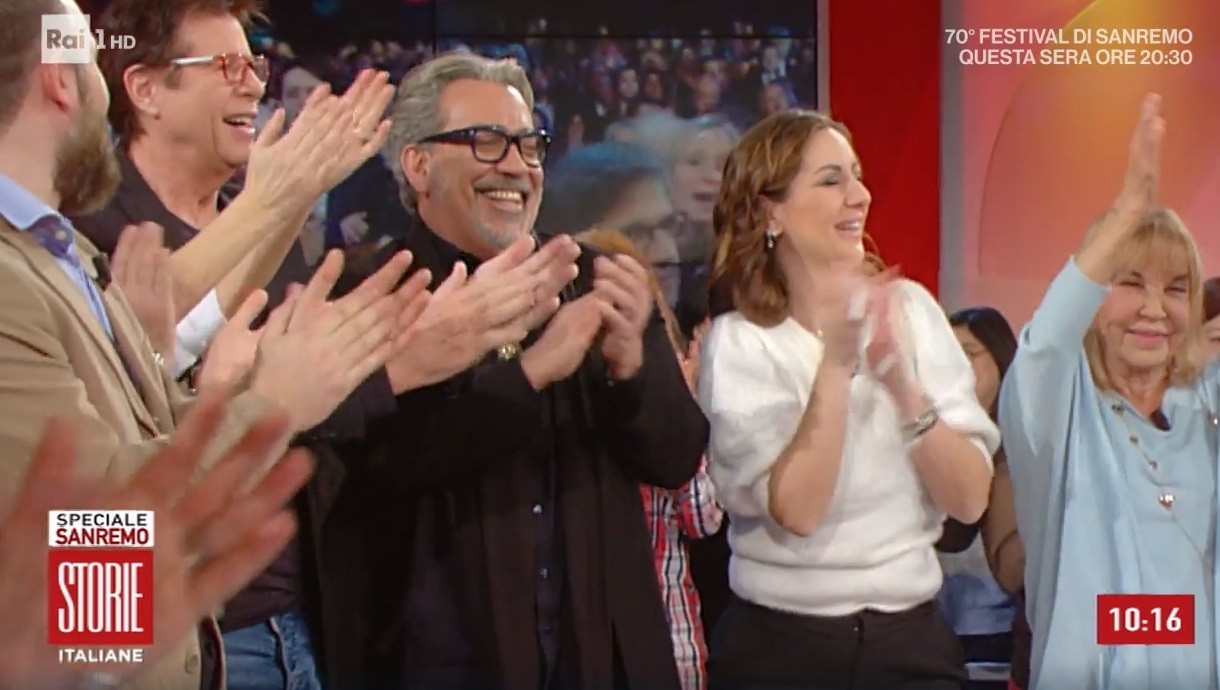 Storie Italiane, Guillermo Mariotto sfotte le standing-ovation dell’Ariston