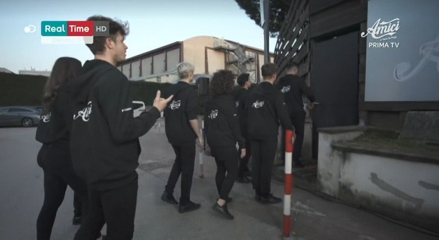 Amici 19, gli allievi del serale entrano nella casetta