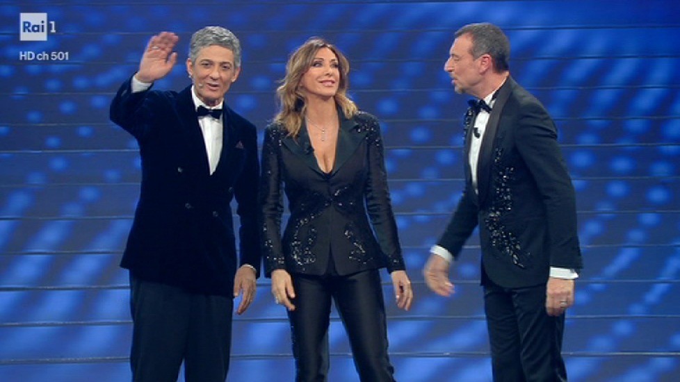 Sanremo 2020: Sabrina Salerno e i ‘Boys’ Amadeus e Fiorello ringraziano Cecchetto