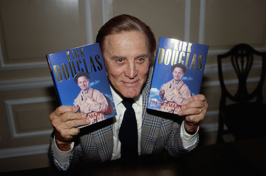 Kirk Douglas è morto: la leggenda di Hollywood aveva 103 anni