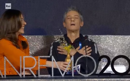Fiorello: “Mai più a Sanremo da ospite”. Ma gli piacerebbe tornare in gara