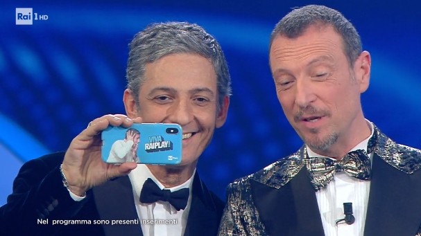 Sanremo non è RaiPlay: chiudere alle 2.30 è mancanza di rispetto. Per la tv e per la gara