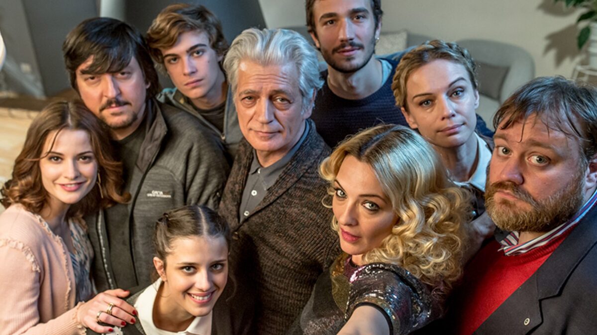 Stasera in tv: “Sconnessi” su Canale 5