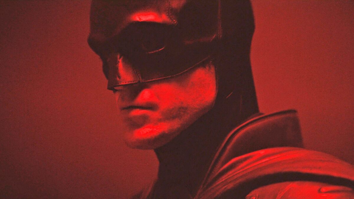 The Batman: nuove foto dal set con una scena di aggressione a Bruce Wayne