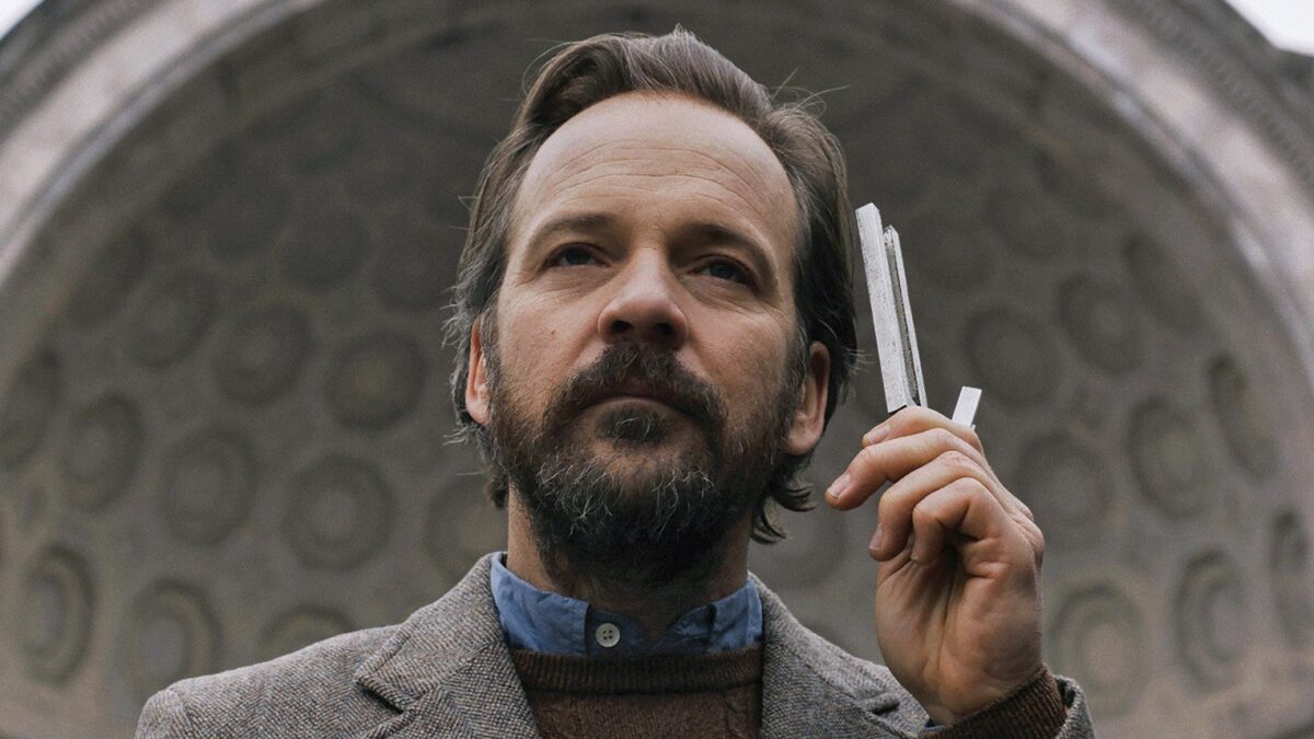 The Batman: Peter Sarsgaard parla delle voci su Harvey Dent