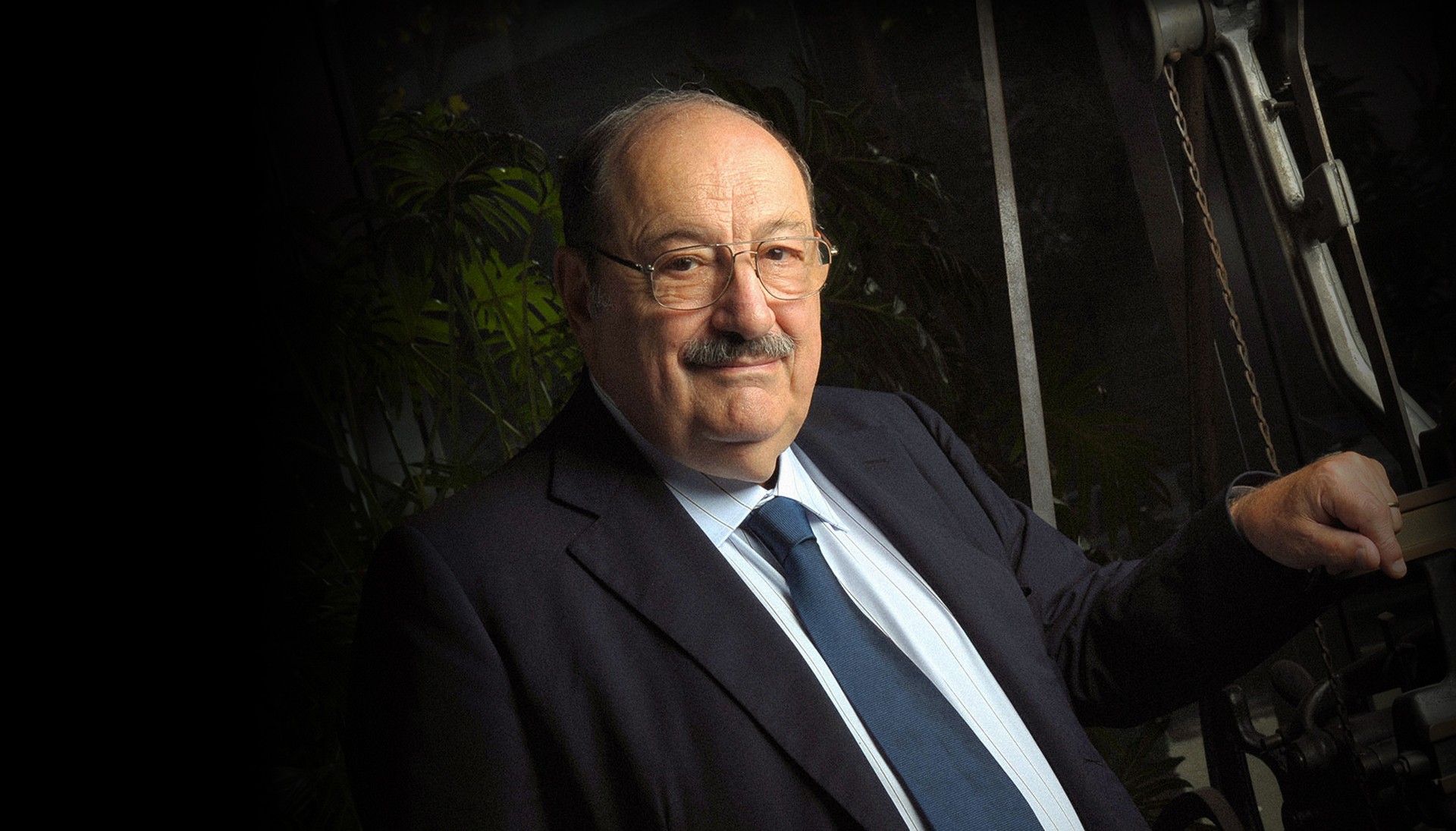 Rai ricorda Umberto Eco a 4 anni dalla morte: la programmazione speciale