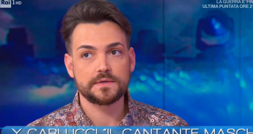 Valerio Scanu su Guillermo Mariotto dopo Il cantante mascherato: “E’ stato coerentemente e costantemente fuori luogo”