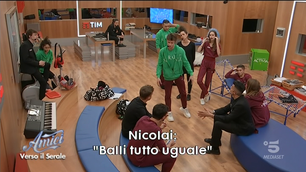 Amici 19, Javier contro la maglia verde per Nicolai: “Non merita il serale” (VIDEO)