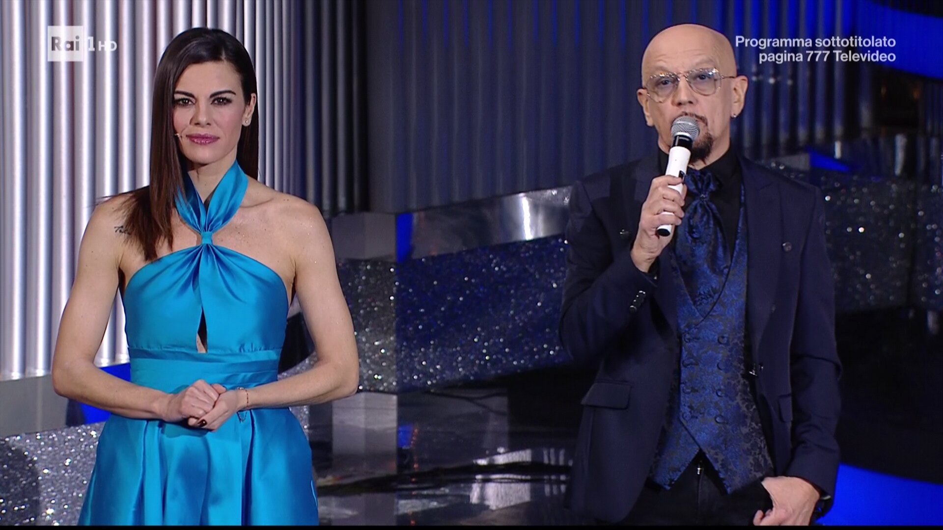 Una Storia da Cantare senza pubblico fa servizio pubblico: il sabato sera parte con le regole anti-coronavirus [VIDEO]