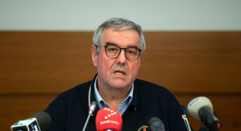 Borrelli ha la febbre, la conferenza stampa è confermata. Ecco chi ci sarà al suo posto