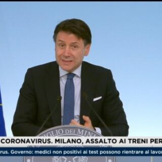 conte-conferenza-stampa-notturna