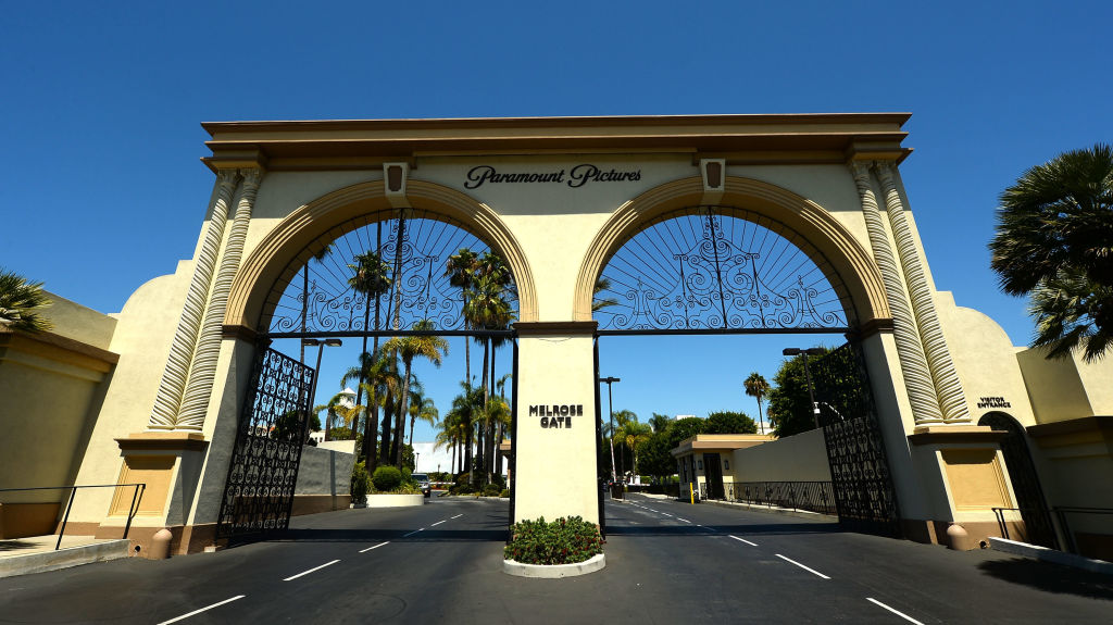 Coronavirus: Los Angeles si prepara a convertire teatri di posa di Hollywood in ospedali