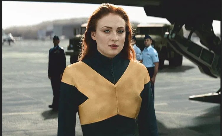Coronavirus: Sophie Turner contro Evangeline Lilly: “State a casa”
