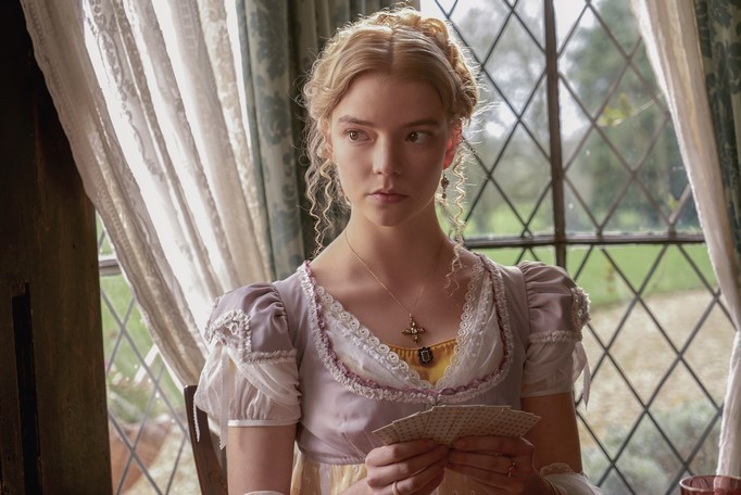 Emma: nuove foto del film con Anya Taylor-Joy