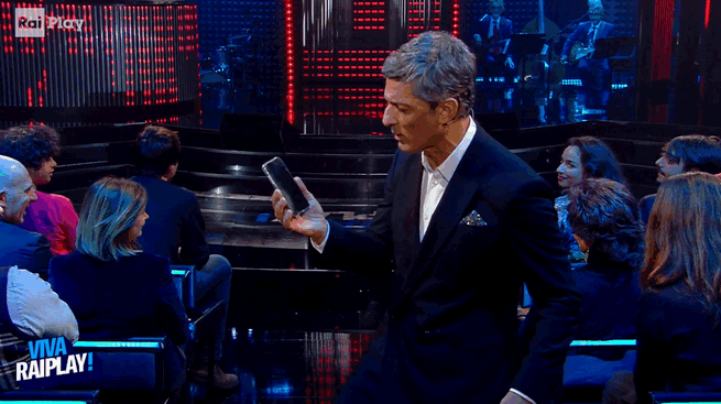 Fiorello dà l’ok alla proposta di trasmettere il meglio di “Viva Rai Play”