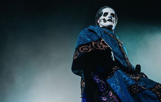 Ghost, Papa Emerito IV presentato in concerto a Città del Messico (video)