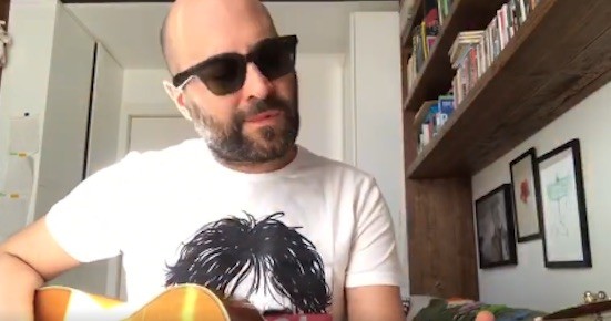 Giuliano Sangiorgi  dei Negramaro scrive un brano inedito “dedicato” al Coronavirus (video e testo)