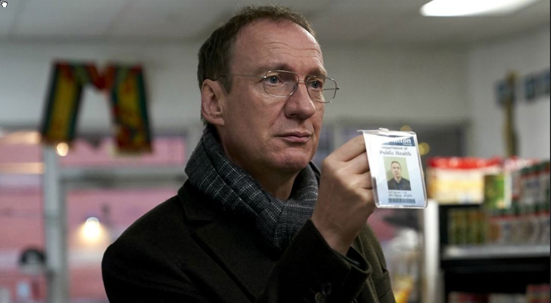 Guest of Honour: trailer del nuovo thriller di Atom Egoyan