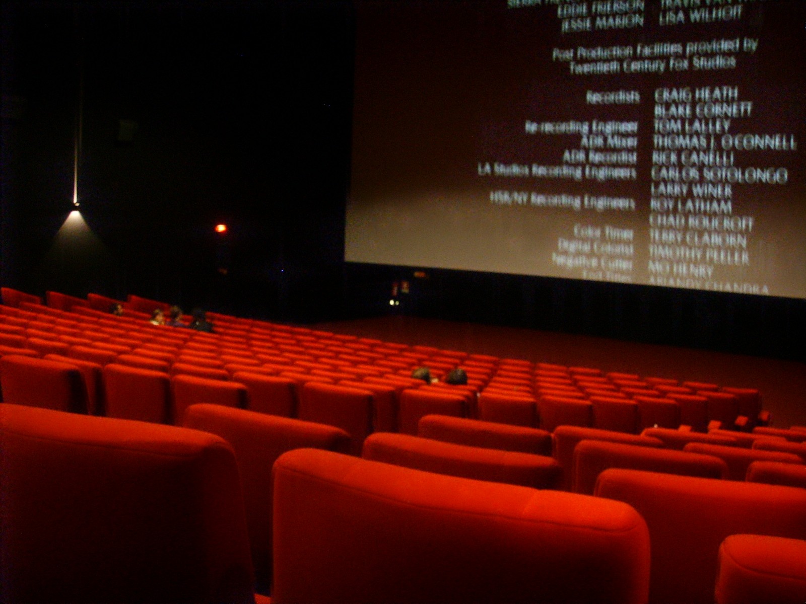 Cinema chiusi in tutta Italia fino al 3 aprile causa Coronavirus, ora è ufficiale